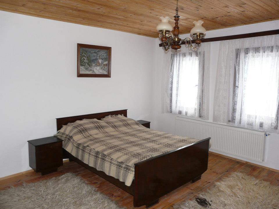 Staroto Shkolo House - Rooms For Guests Subotkovtsi Quarto foto